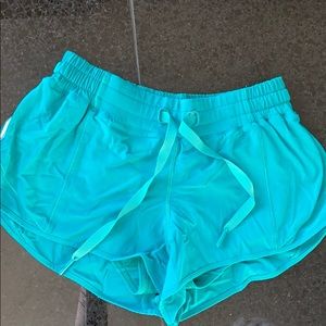 Lululemon hotty hot short size 6